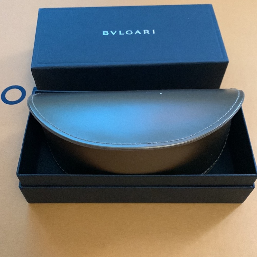 ✨ Authentic BVLGARI Box ✨ - Picture 9 of 12